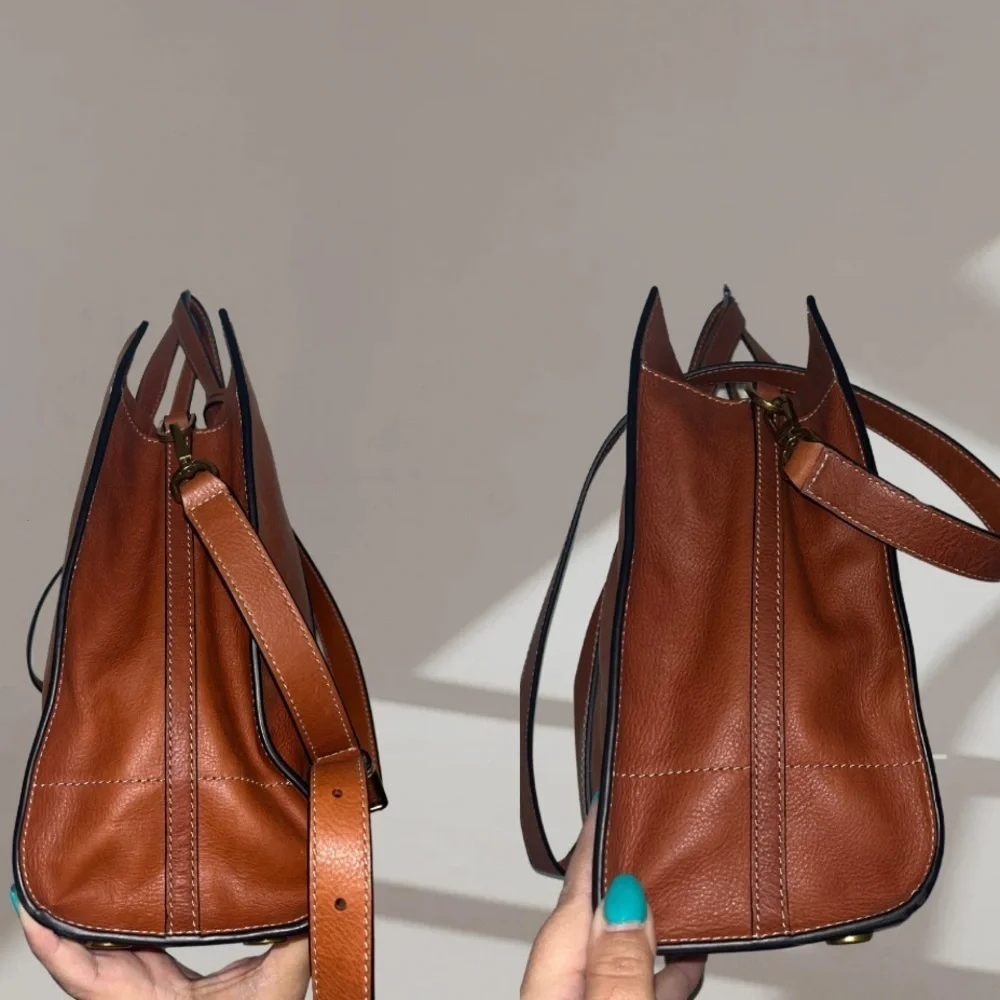 Fossil Carmen Brown Leather Tote Bag - Picture 2 of 6